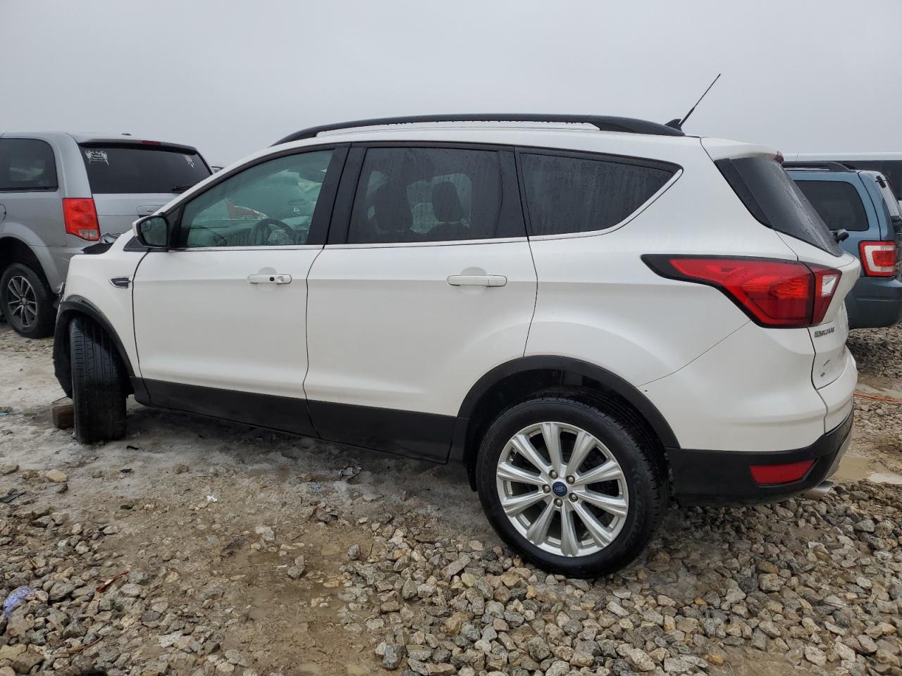 1FMCU9HD3KUB77582 FORD ESCAPE 2019