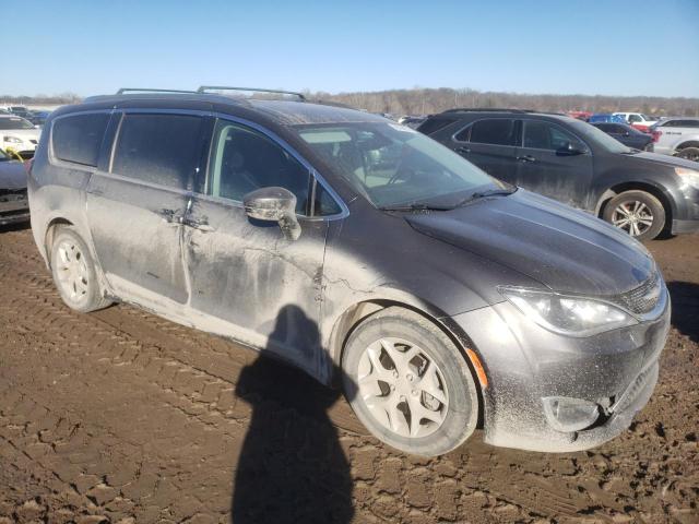 2C4RC1BG5JR128692 2018 CHRYSLER PACIFICA, photo no. 4