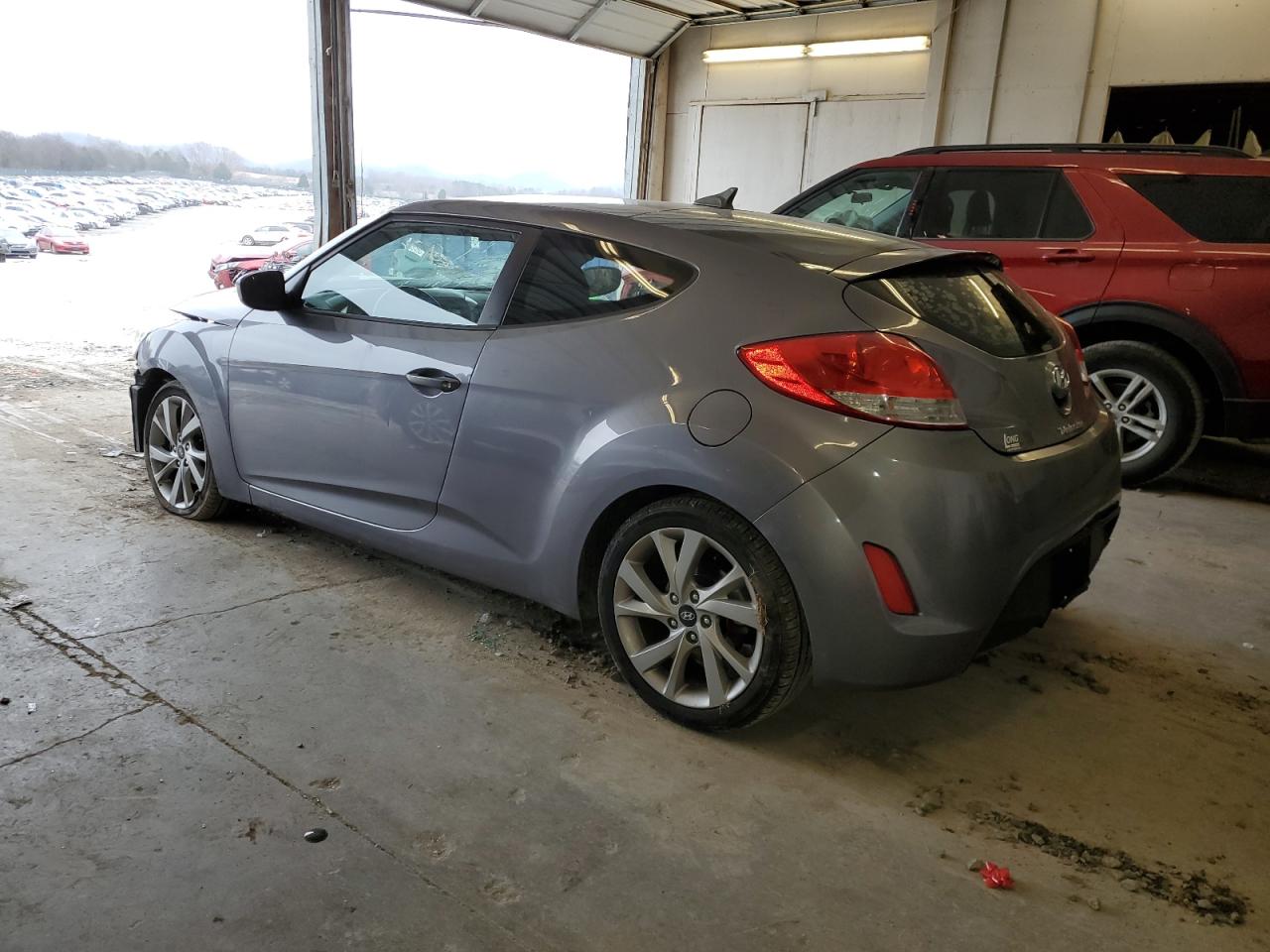 KMHTC6AD5GU269103 2016 Hyundai Veloster