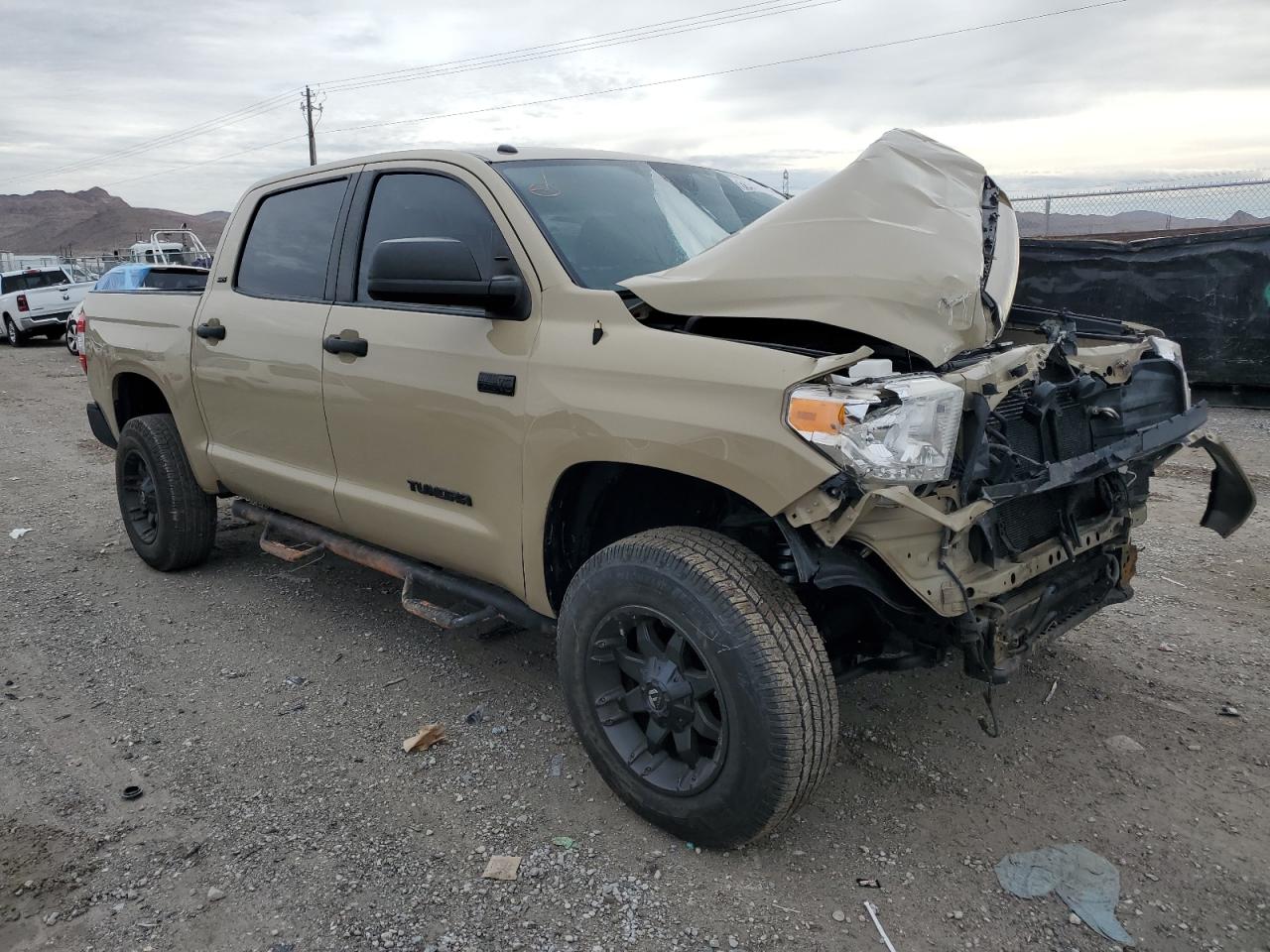 5TFDY5F1XHX646446 TOYOTA TUNDRA 2017
