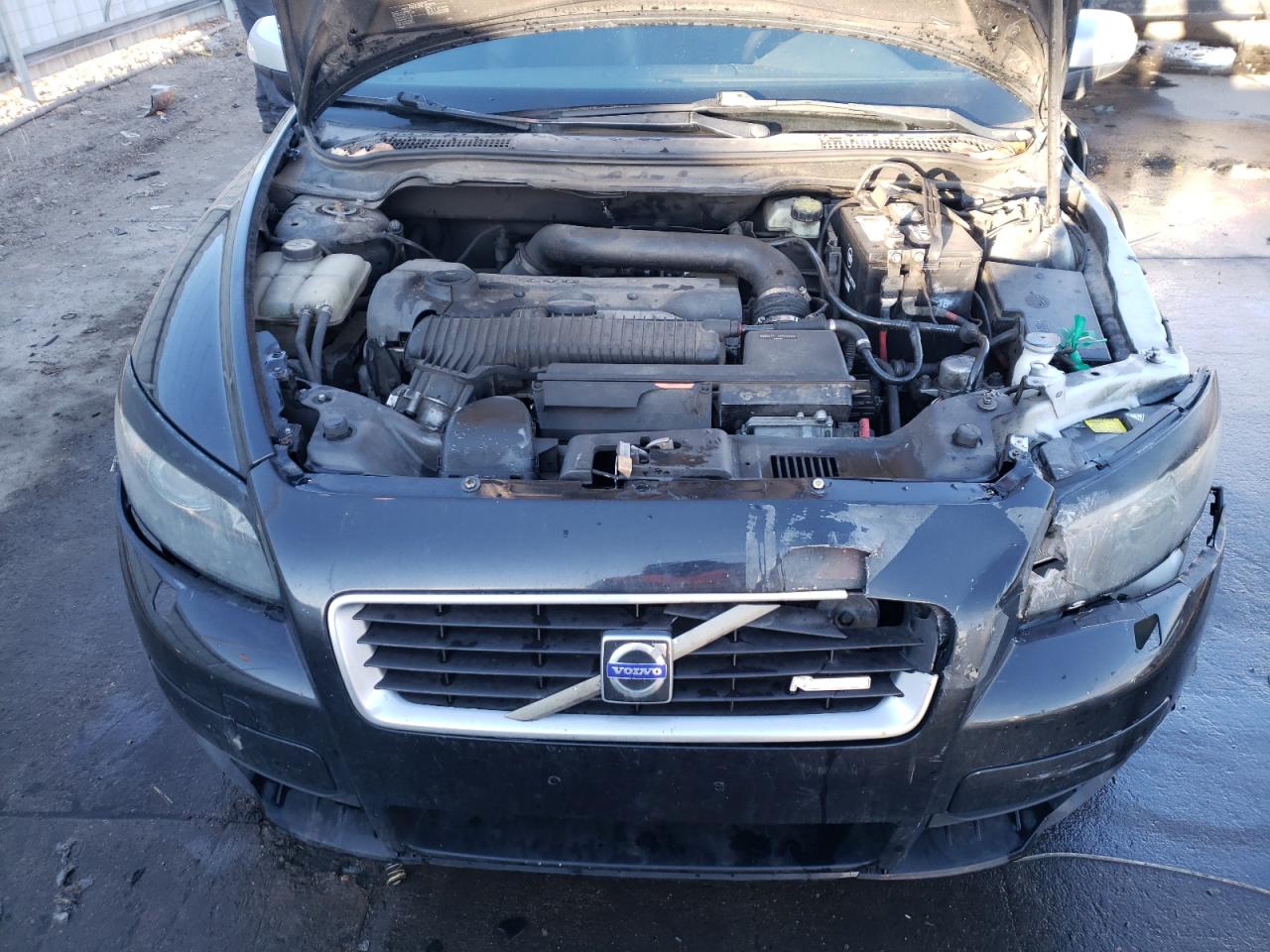 yv1672mk8a2181829 YV1672MK8A2181829 2010 Volvo C30 T5