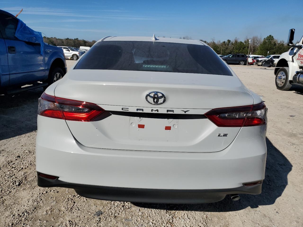 4T1C11AK9NU034675 TOYOTA CAMRY 2022