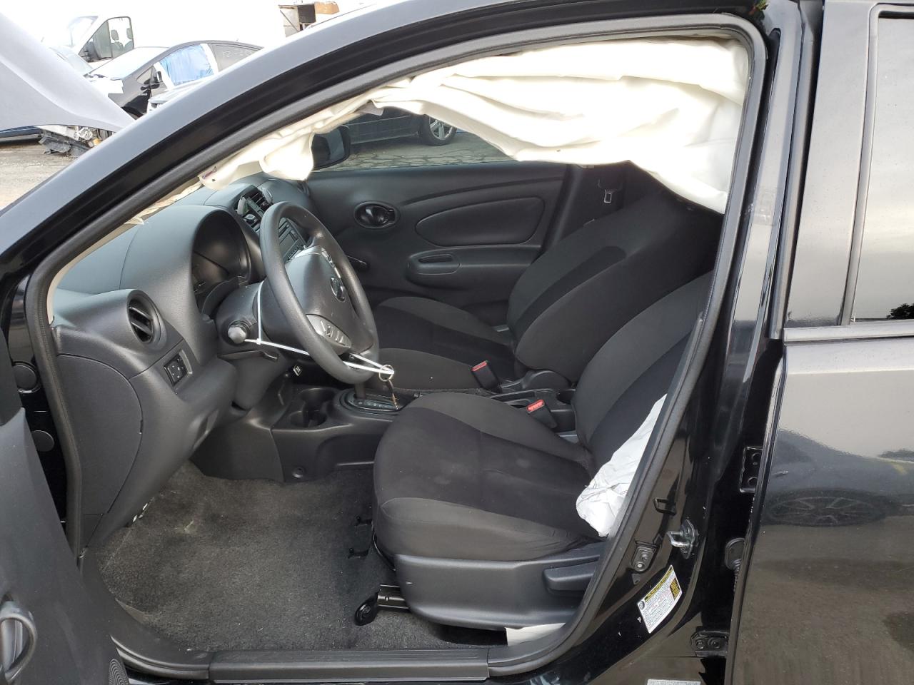 3N1CN7AP2JL806061 NISSAN VERSA 2018