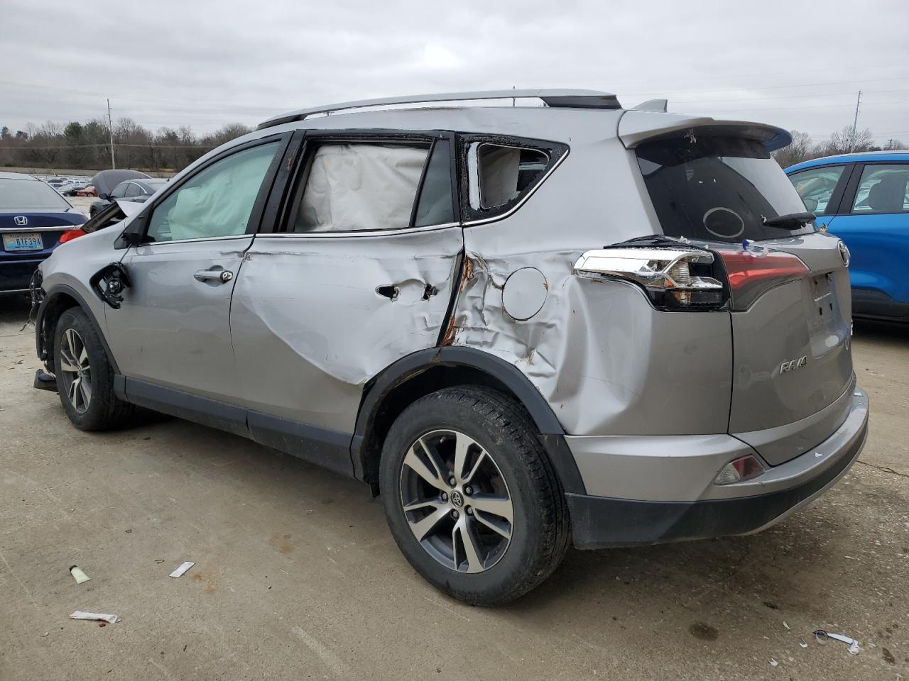 2T3RFREV5JW732989 TOYOTA RAV4 2018