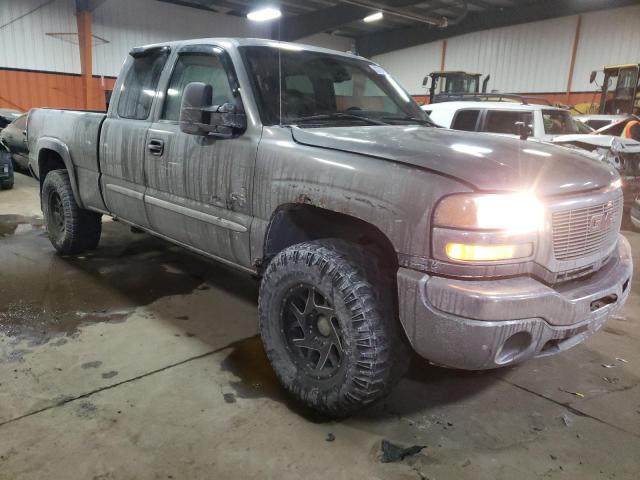 2006 GMC Sierra - Image 4