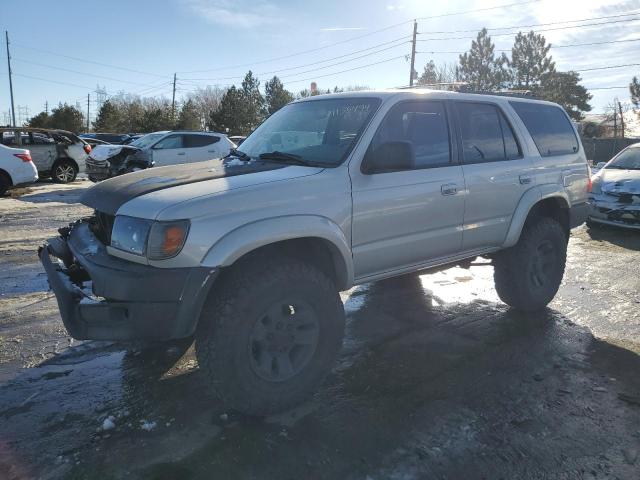 2000 Toyota 4Runner SR5