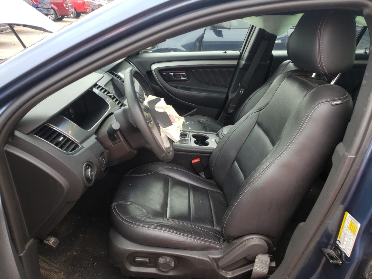 1FAHP2H82JG115136 FORD TAURUS 2018