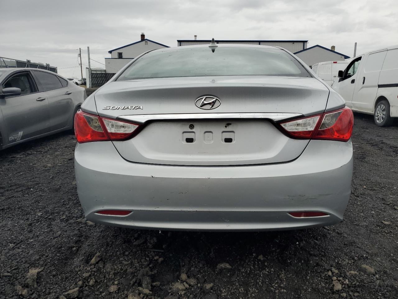 5NPEB4AC6BH017360 2011 Hyundai Sonata Gls