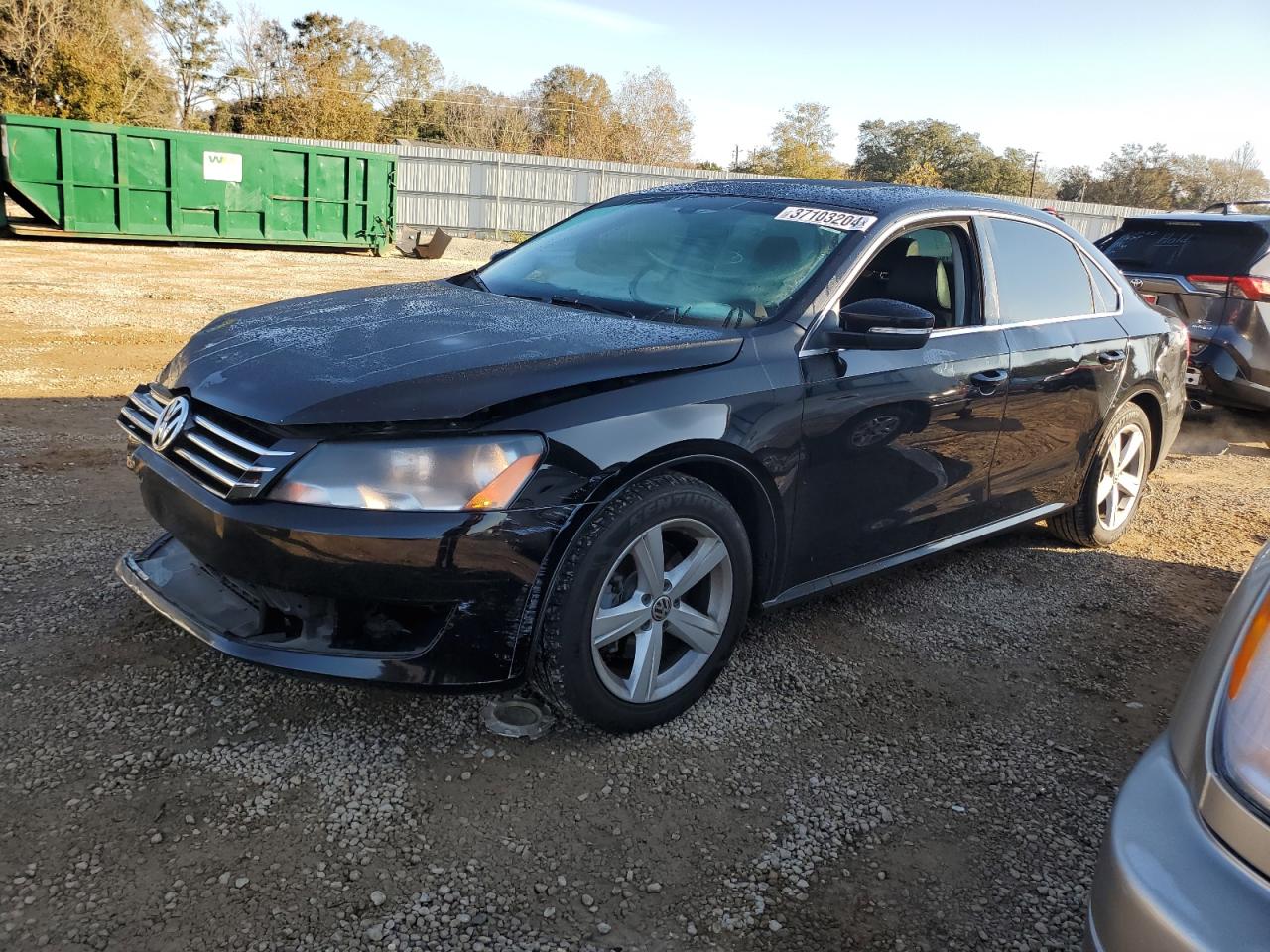 1VWBH7A39DC052571 2013 Volkswagen Passat Se