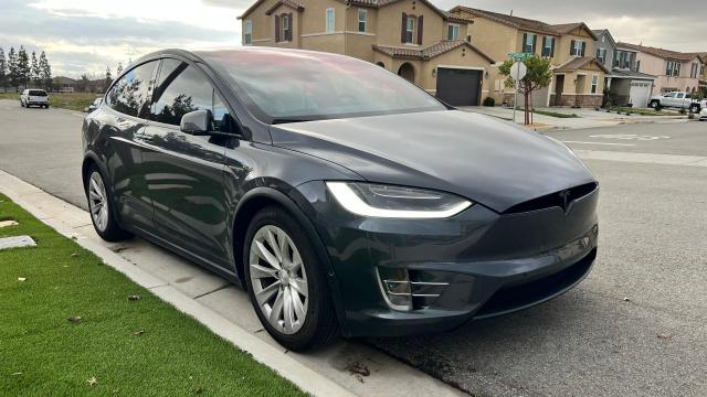 2016 Tesla Model X 