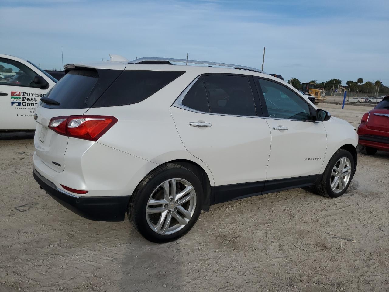 2GNAXMEV2J6164409 CHEVROLET EQUINOX 2018