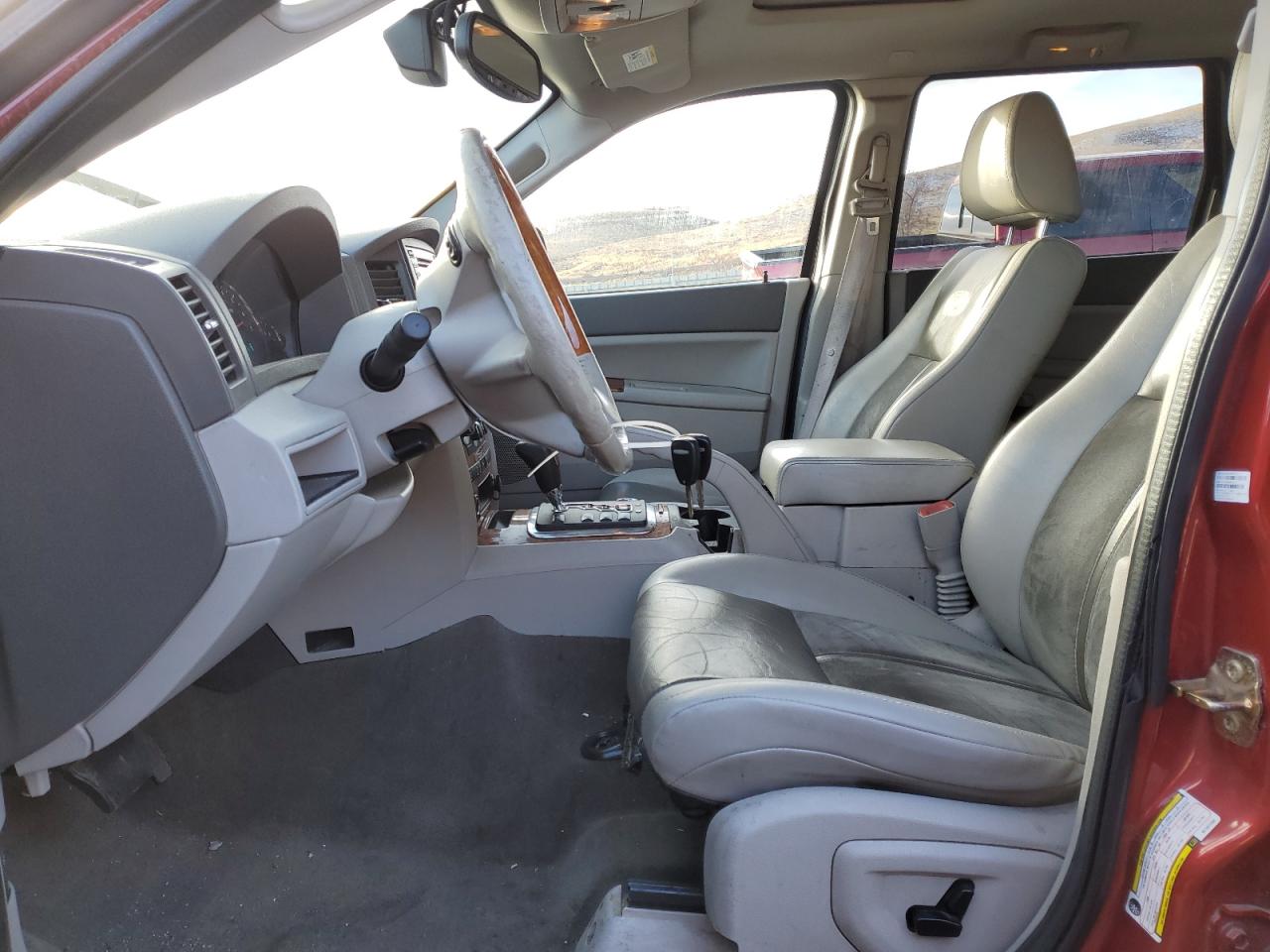 1J8HR68276C167750 2006 Jeep Grand Cherokee Overland