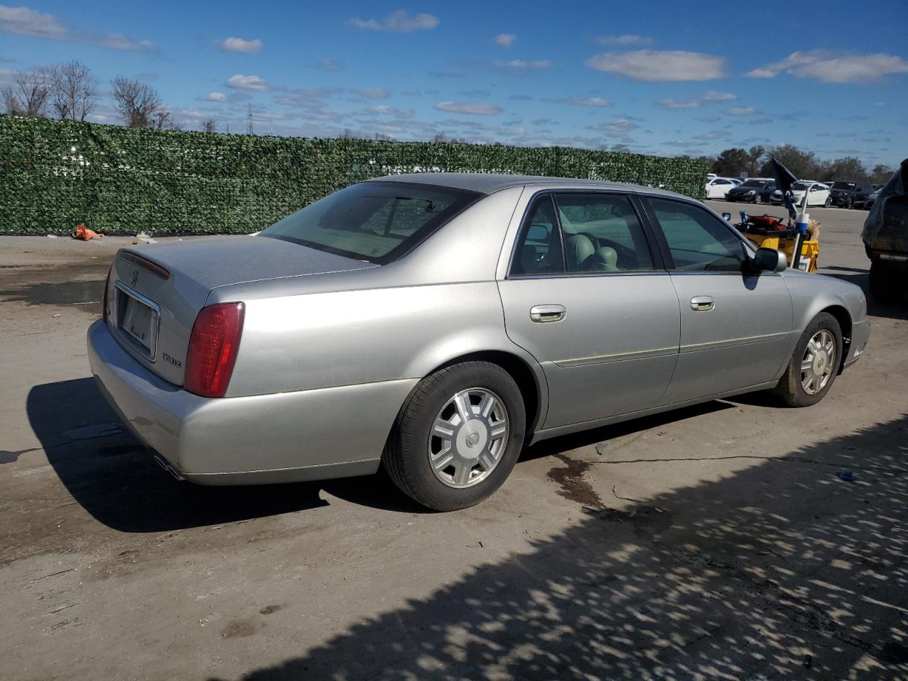 1g6kd54y44u230376 1G6KD54Y44U230376 2004 Cadillac Deville