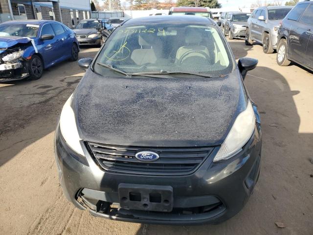 Lot #2371046429 2013 FORD FIESTA S salvage car