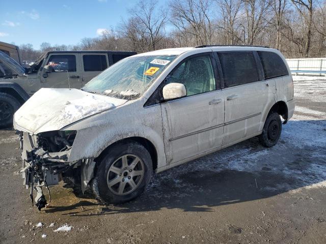 2010 Chrysler Town & Country Touring