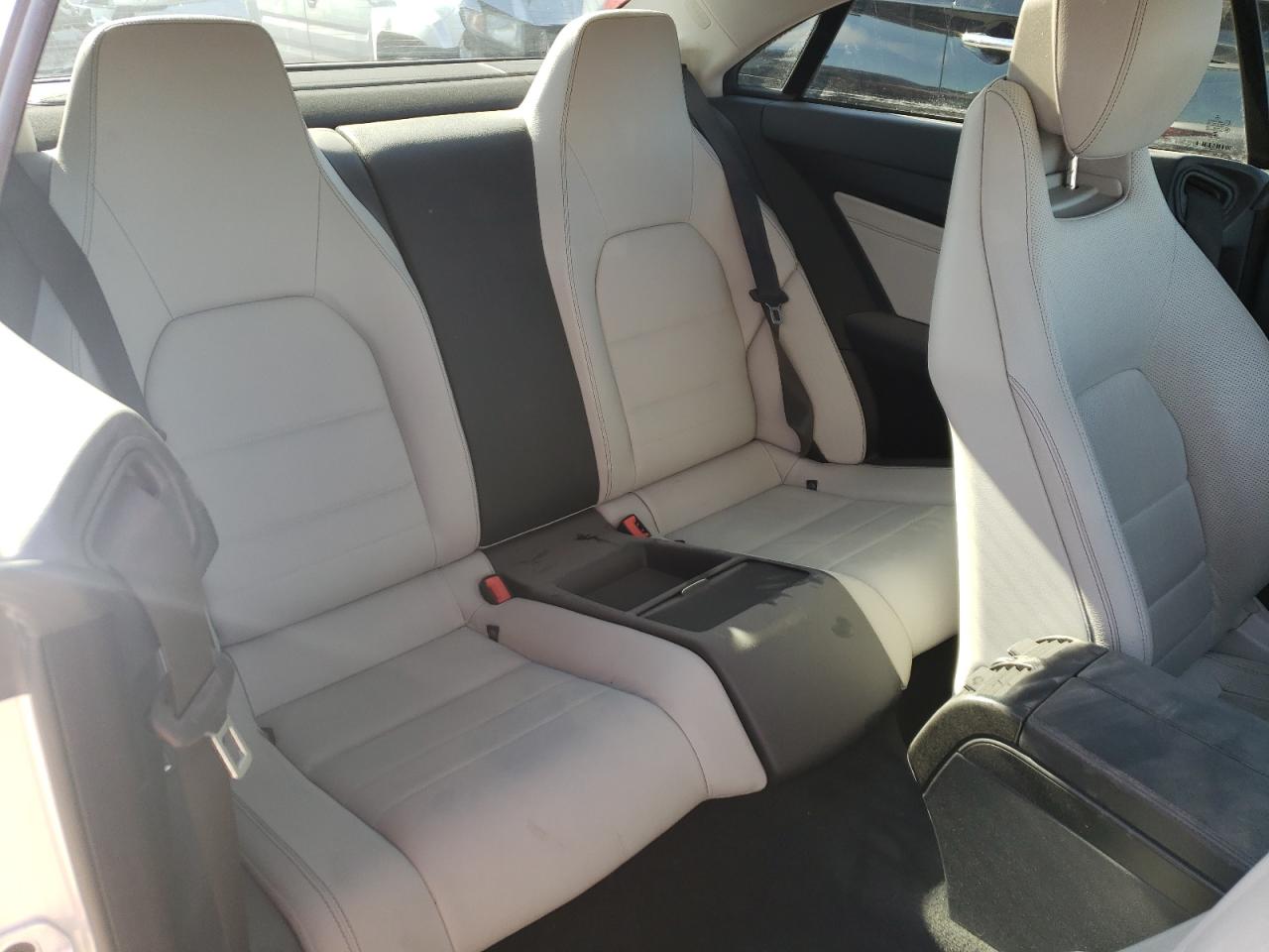 MERCEDES-BENZ E-CLASS 400