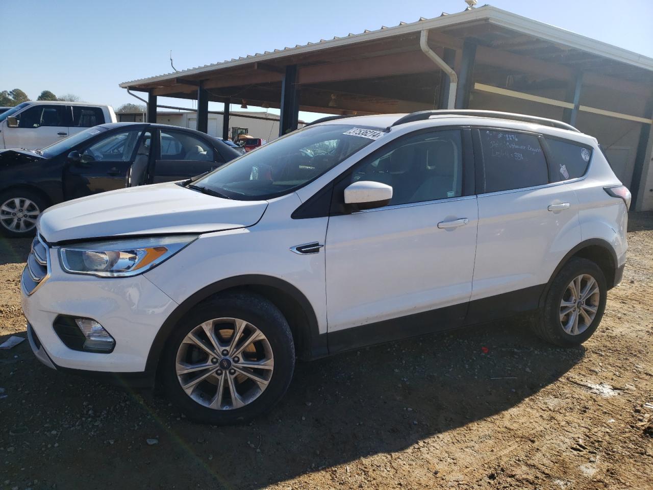 1FMCU0GD2JUB53382 FORD ESCAPE 2018