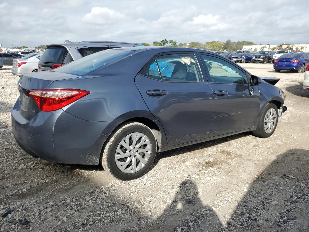 2T1BURHE6JC981816 TOYOTA COROLLA 2018