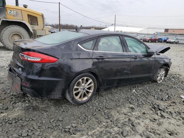 3FA6P0HD8LR101763 Ford Fusion SE 3