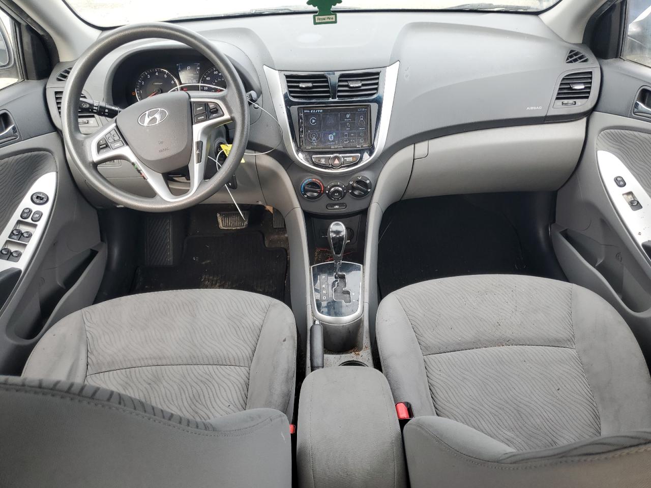 KMHCU4AE5DU434475 2013 Hyundai Accent Gls