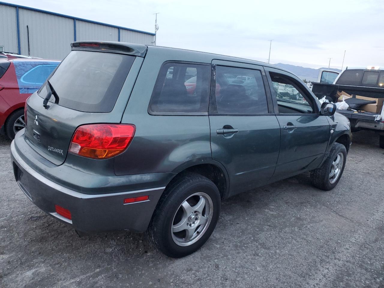 JA4LX31FX4U047994 2004 Mitsubishi Outlander Ls