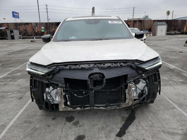 5J8YE1H02RL000688 2024 ACURA MDX-4