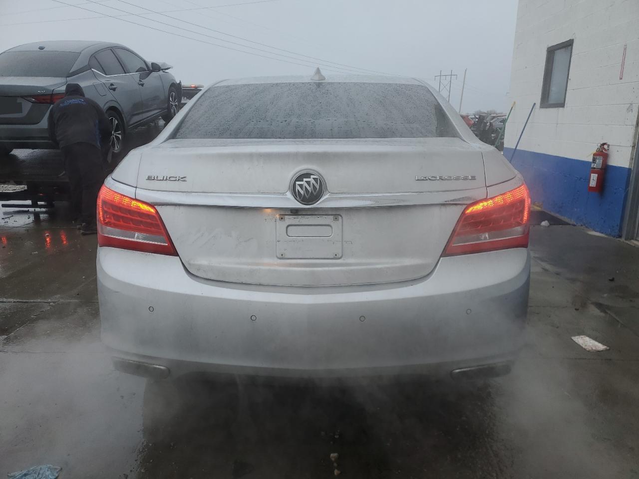 1G4GB5G38FF332551 2015 Buick Lacrosse