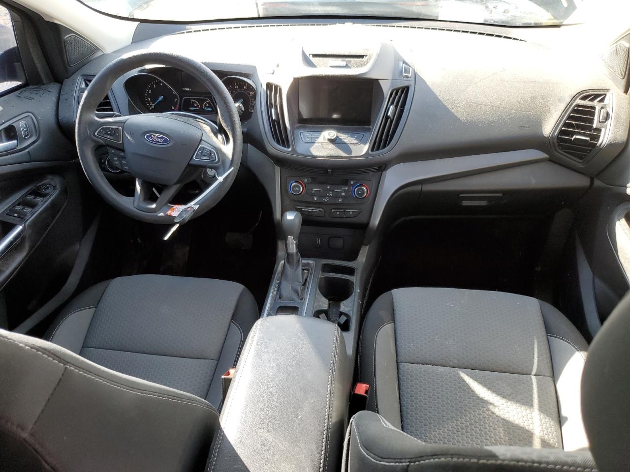 1FMCU9G94HUC25869 FORD ESCAPE 2017