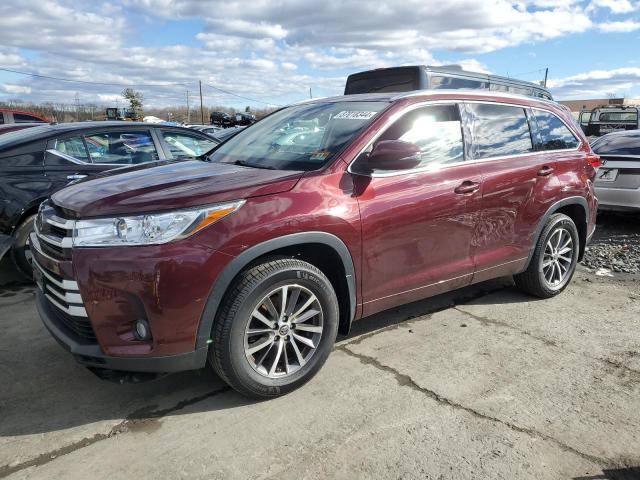 2017 Toyota Highlander SE