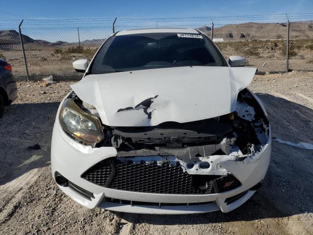 Image 5 of 2014 Ford Focus salvage vehicle - Lot #38774814 at Copart