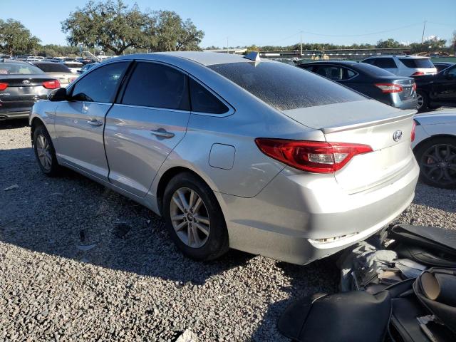 VIN 4T1BF1FK6EU827227 2014 Toyota Camry, SE no.2