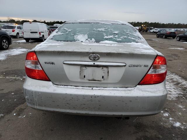 2003 Toyota Camry Le VIN: 4T1BE30K73U748993 Lot: 38975674