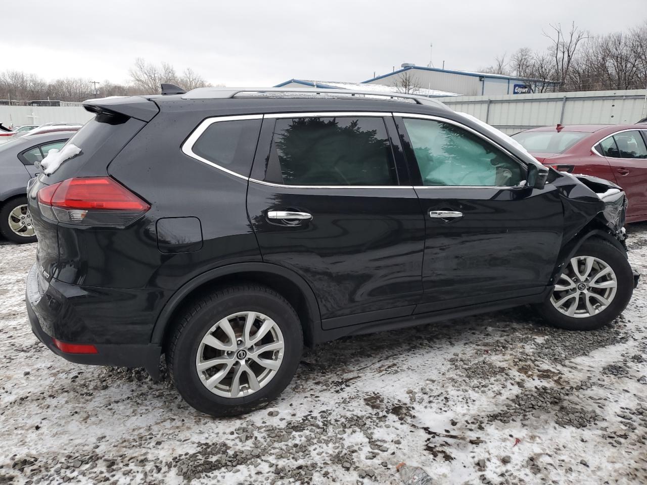 5N1AT2MV5HC755664 NISSAN ROGUE 2017