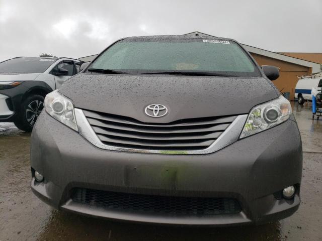 5TDYK3DC6FS611384 | 2015 TOYOTA SIENNA XLE