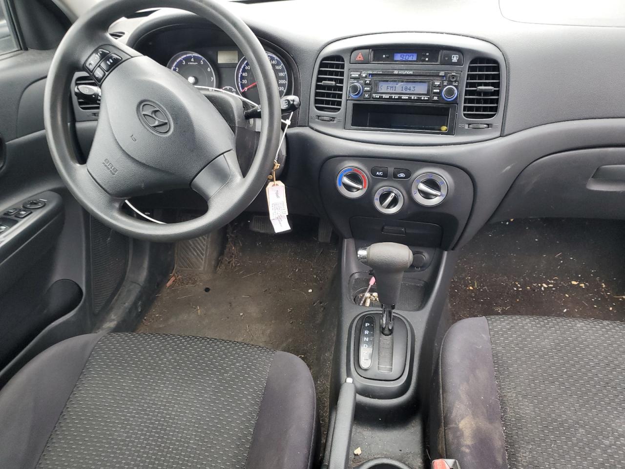 KMHCN3BC5AU151221 2010 Hyundai Accent Se