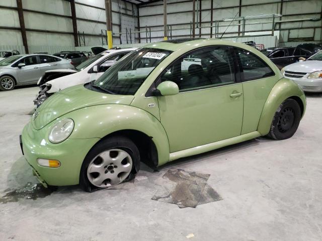 Lot #2356794858 2002 VOLKSWAGEN NEW BEETLE salvage car