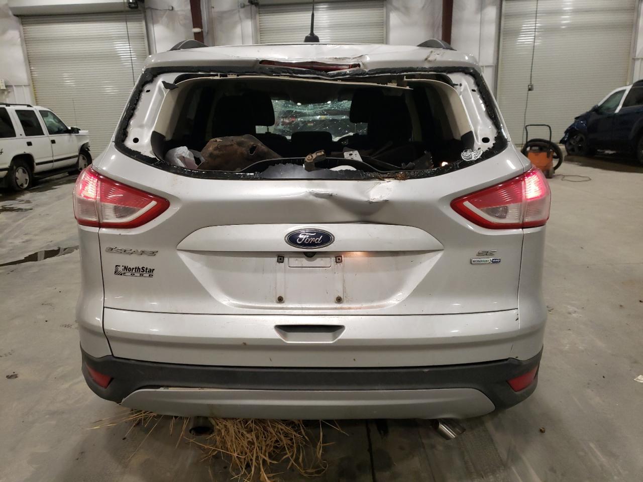 1FMCU9G96GUB01570 FORD ESCAPE 2016