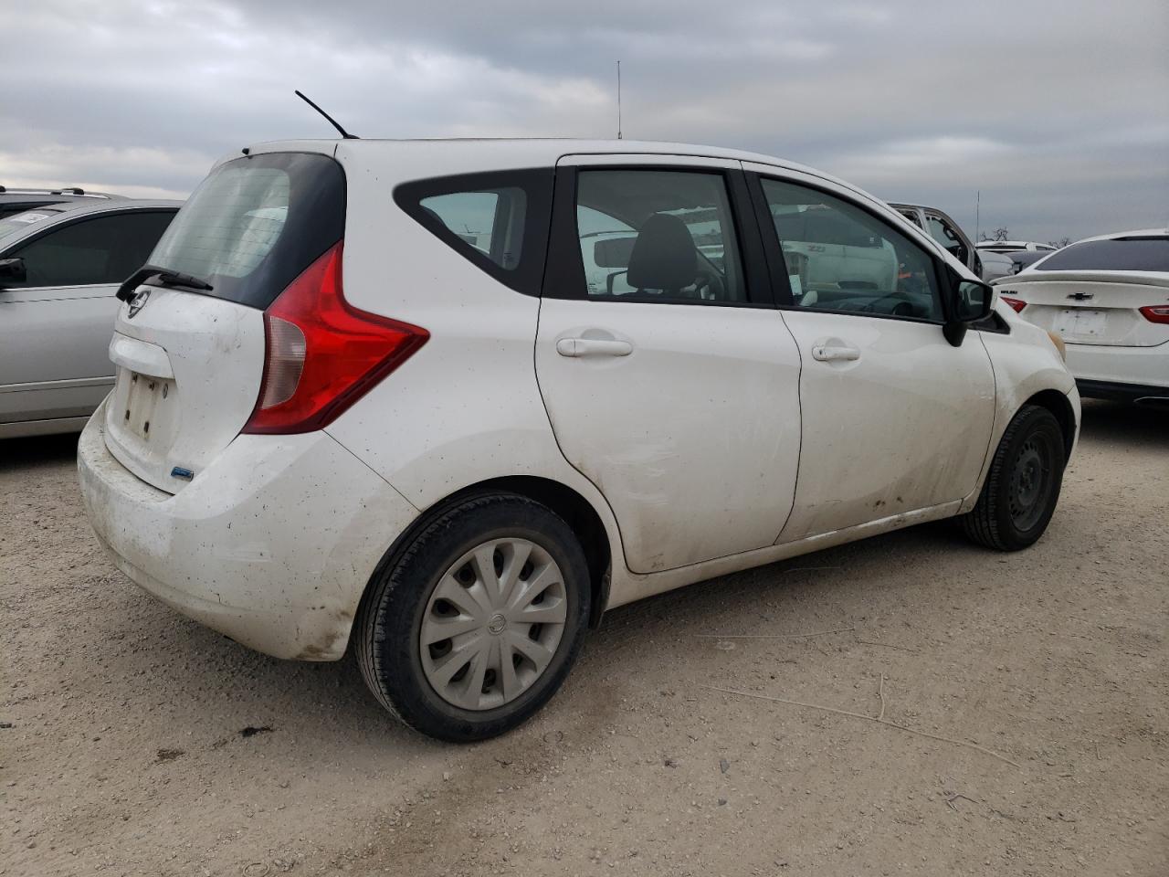 3N1CE2CP9GL371516 NISSAN VERSA 2016