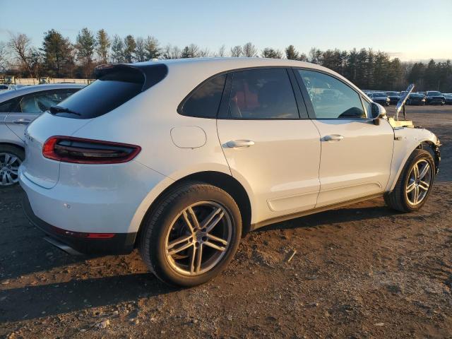 VIN WP1AA2A53JLB11972 2018 Porsche Macan no.3