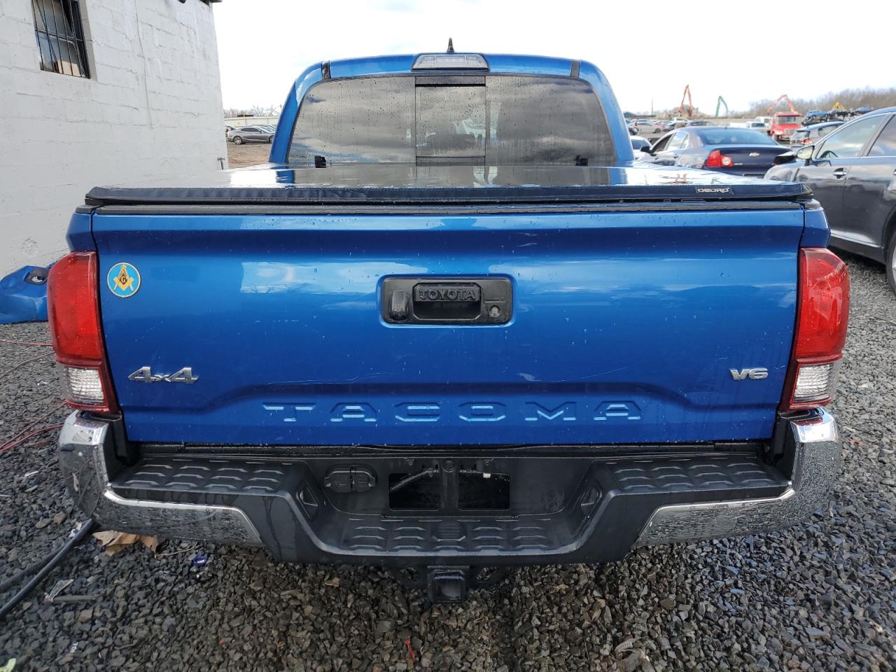 3TMCZ5AN0JM172005 TOYOTA TACOMA 2018