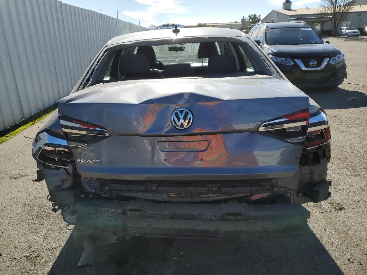 2019 Volkswagen Passat Wolfsburg vin: 1VWLA7A39KC011251