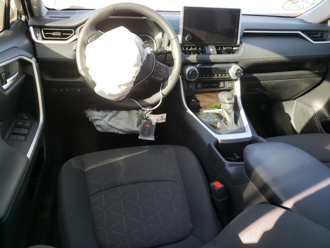 2T3P1RFV0PW398822 TOYOTA RAV4 2023
