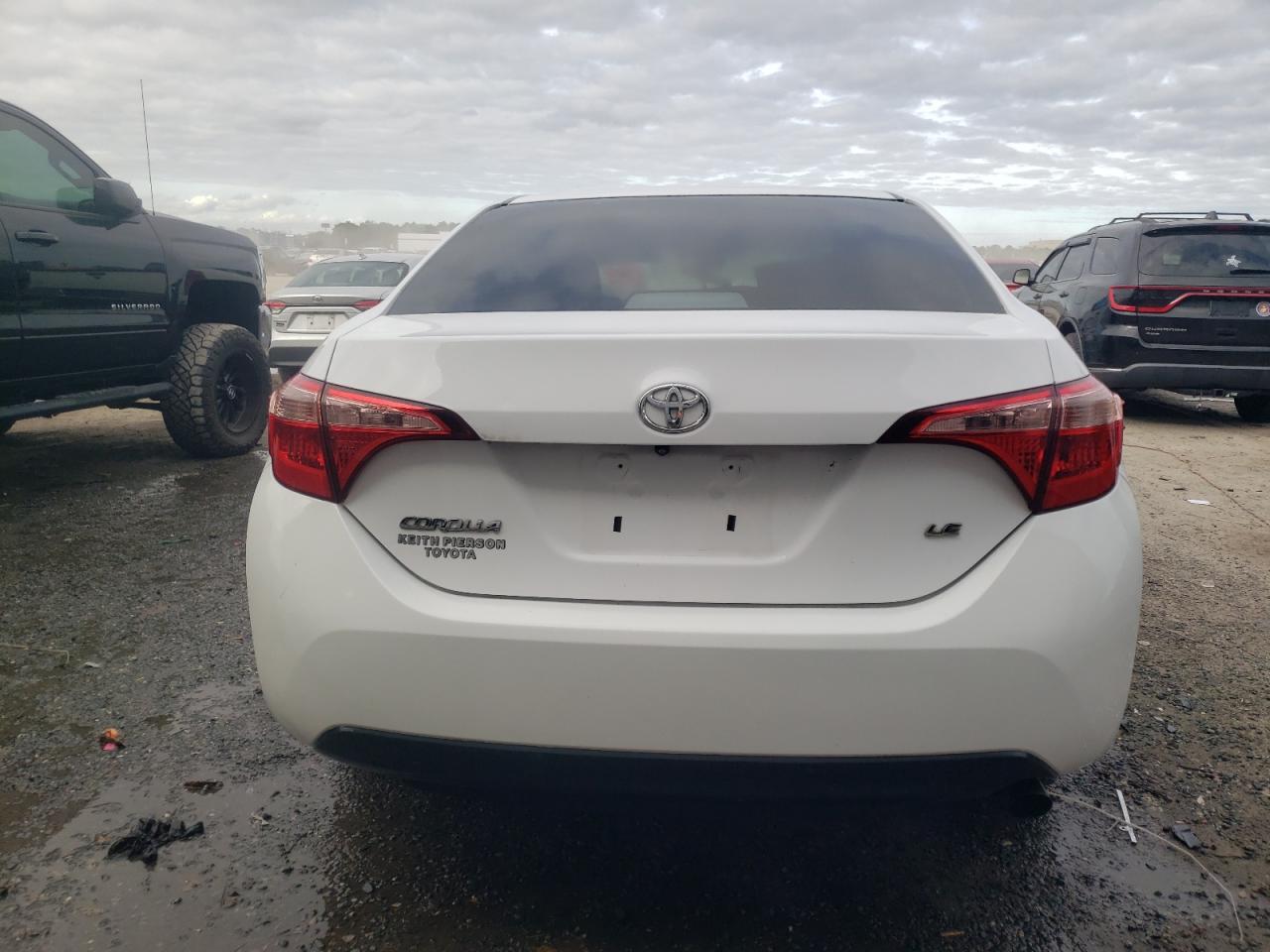 2T1BURHE9JC058407 2018 Toyota Corolla L