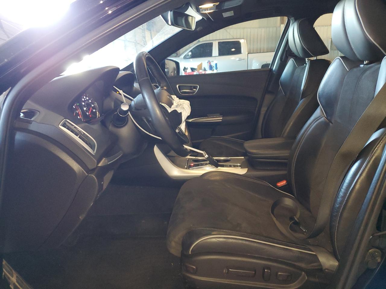 19UUB3F63JA005828 2018 Acura Tlx Tech+A