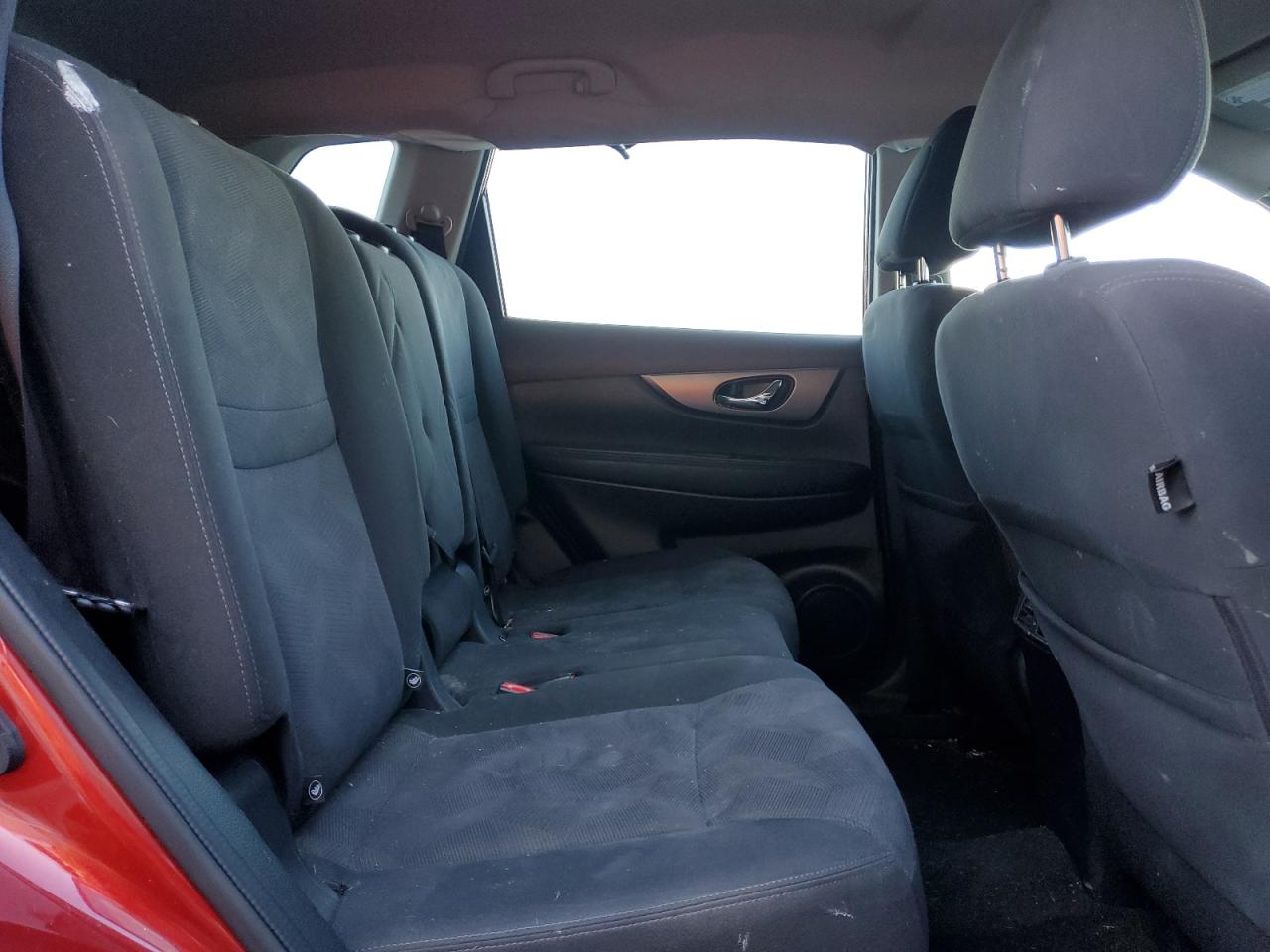 KNMAT2MV5GP705178 NISSAN ROGUE 2016