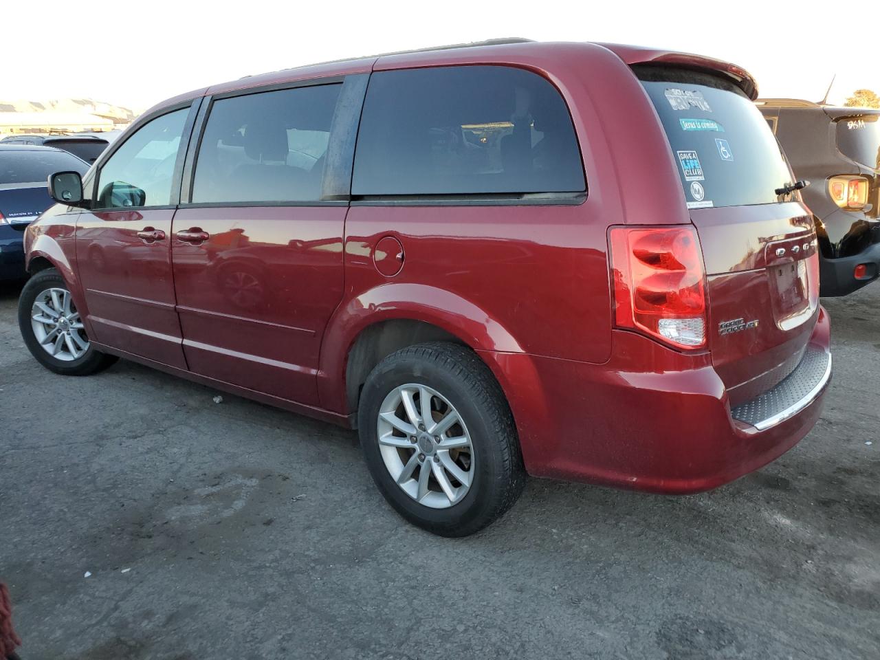 2C4RDGCG0ER273823 2014 Dodge Grand Caravan Sxt