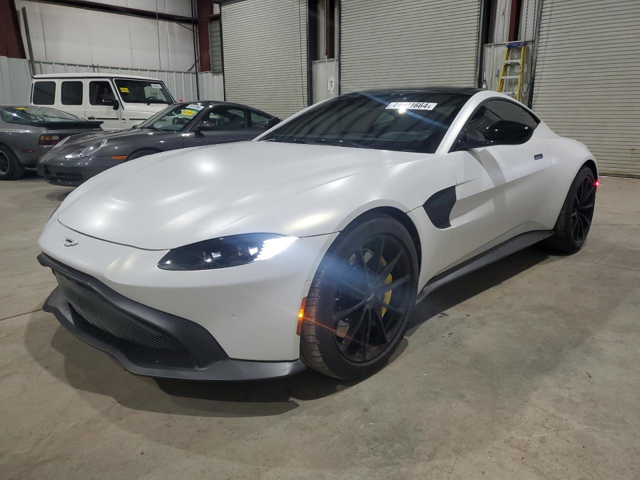 SCFSMGAWXKGN01417 2019 Aston Martin Vantage