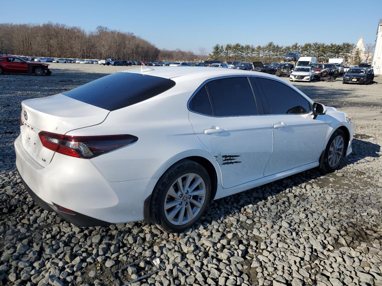 4T1C11AK8NU708153 TOYOTA CAMRY 2022