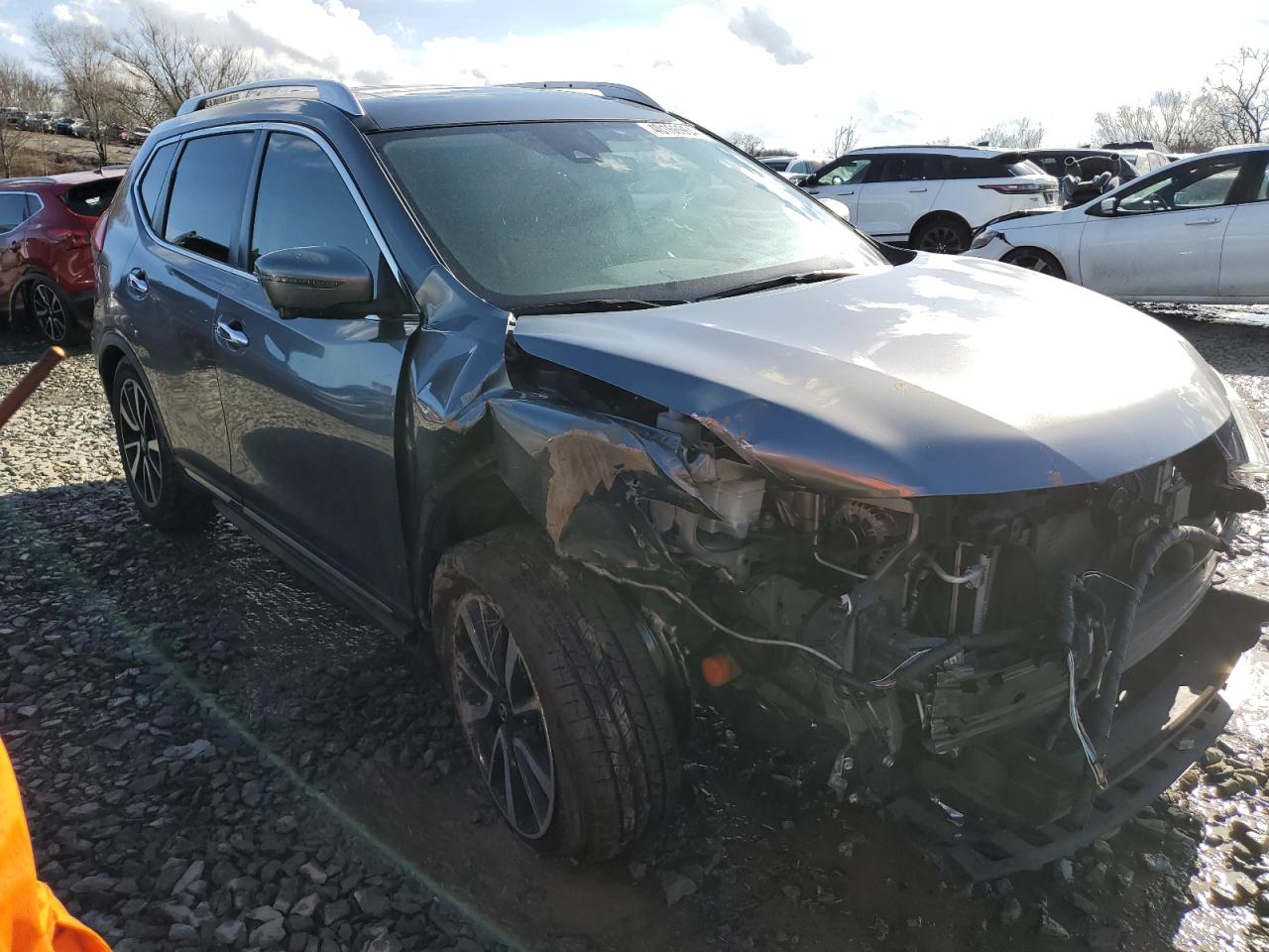 JN8AT2MT0HW404540 NISSAN ROGUE 2017