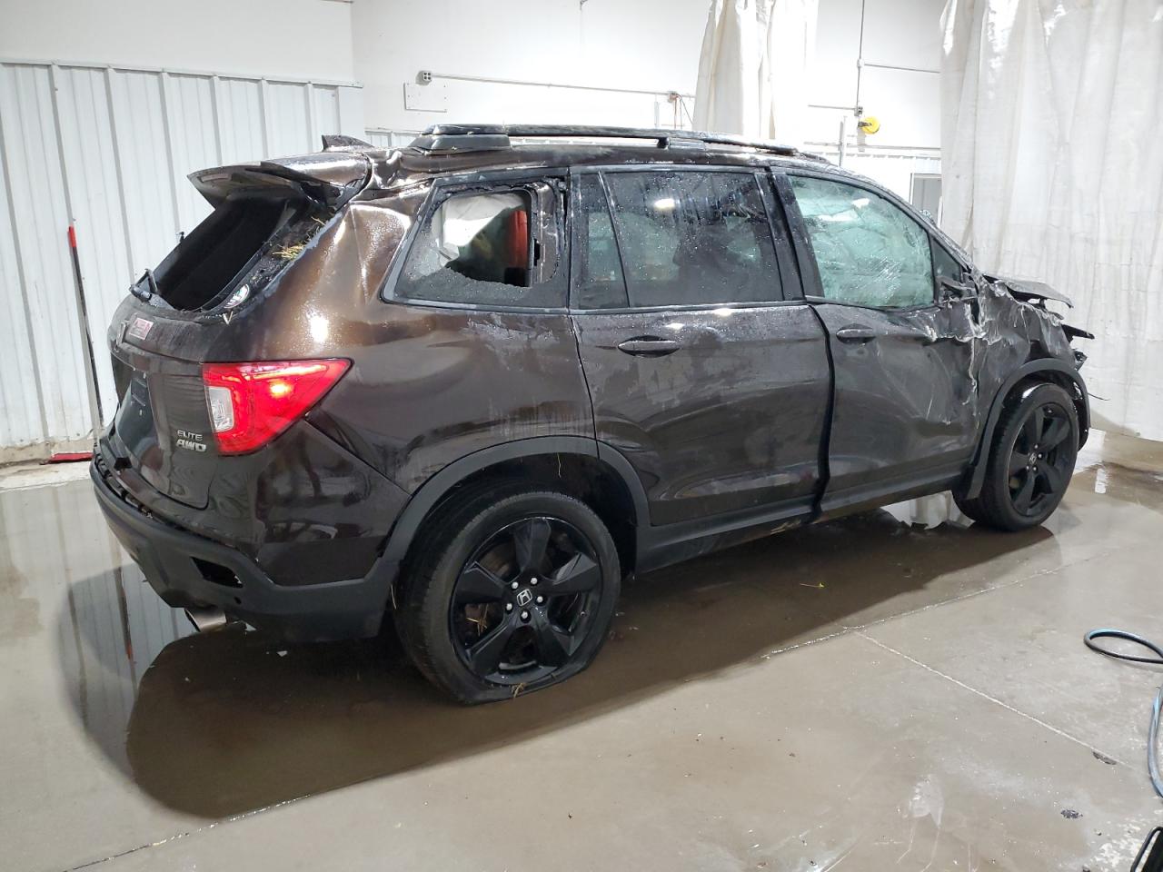 Lot #2346571442 2019 HONDA PASSPORT E